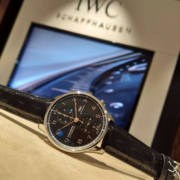 3F｜IWC 名作 「ポルトギーゼ・クロノグラフ」 の ブラック文字盤 IW371609