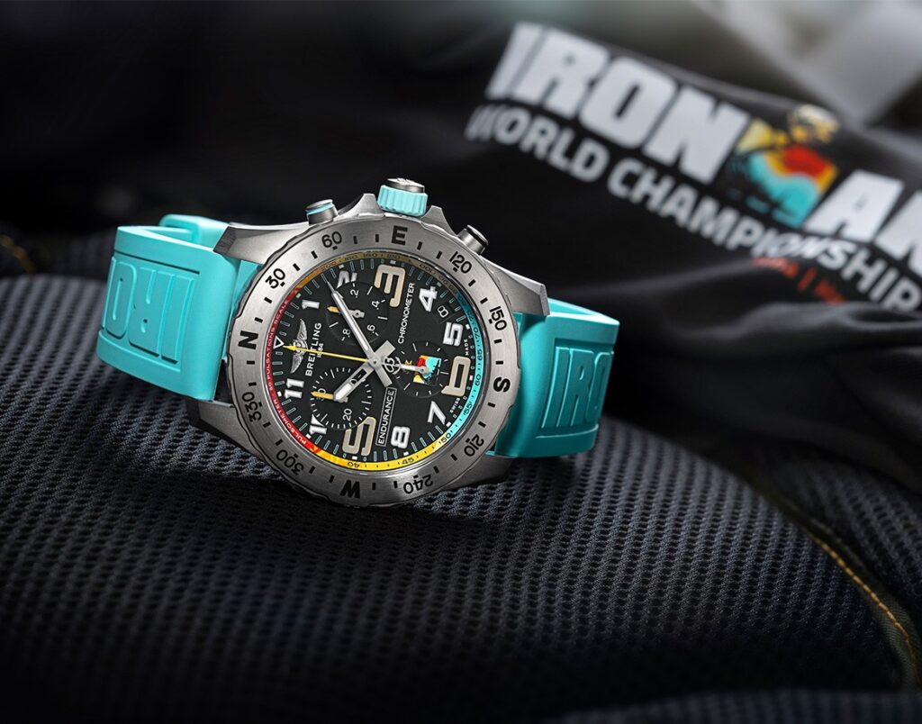 {generated} ターコイズストラップを備えたBreitling Endurance Pro 44 IRONMAN World Championship