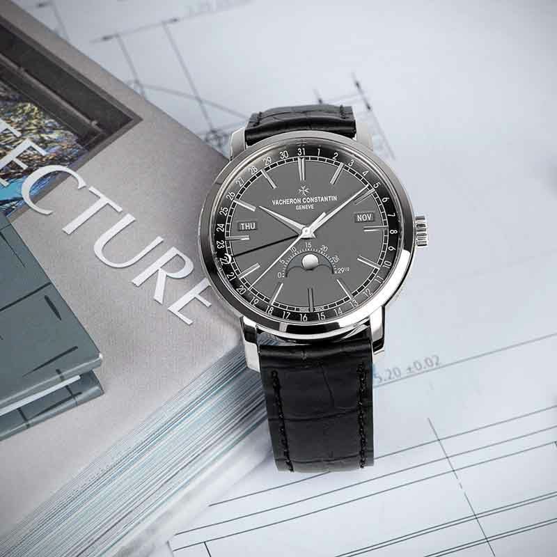 VACHERON CONSTANTIN TRADITIONNELLE COMPLETE CALENDAR ヴァシュロン・コンスタンタン トラディショナル・コンプリートカレンダー 4010T/000G-B740