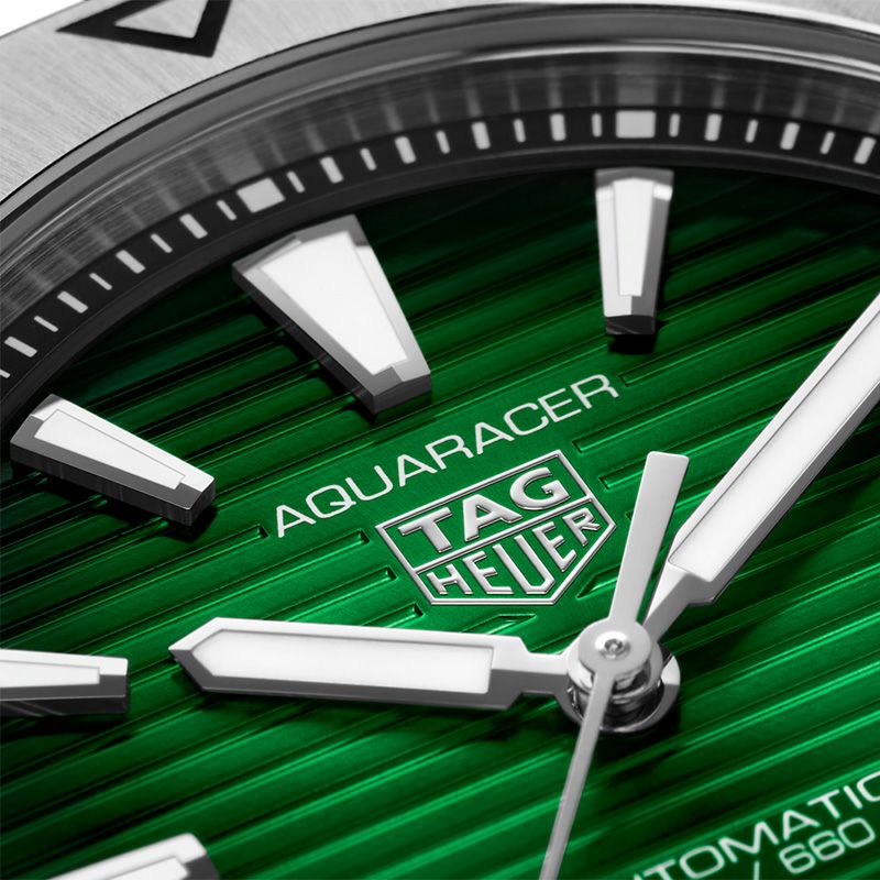 TAG Heuer AQUARACER PROFESSIONAL 200 タグ・ホイヤー アクアレーサー プロフェッショナル200 WBP2115.BA0627