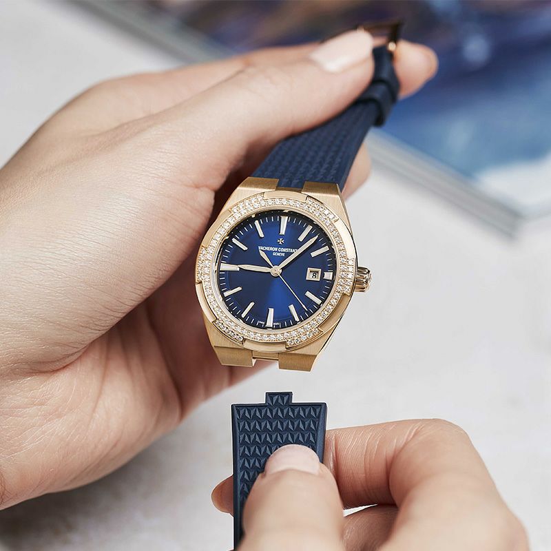 VACHERON CONSTANTIN OVERSEAS AUTOMATIC ヴァシュロン・コンスタンタン オーヴァーシーズ オートマティック 4605V/200R-B978
