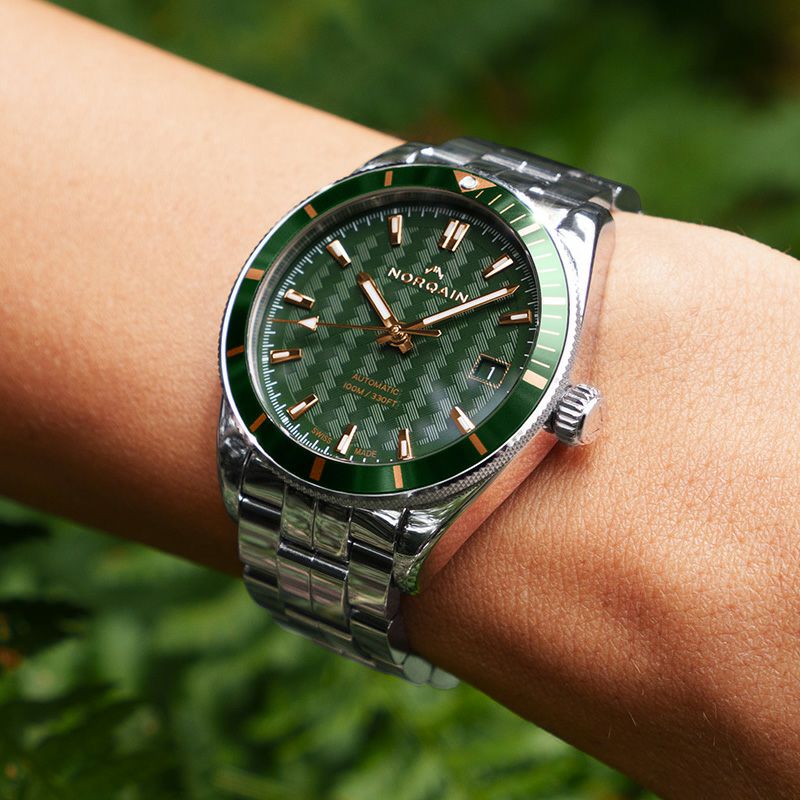 NORQAIN ADVENTURE SPORT 37MM GREEN & GOLD ノルケイン アドベンチャー スポーツ 37MM グリーン&ゴールド N1800.08S01.E01.S01