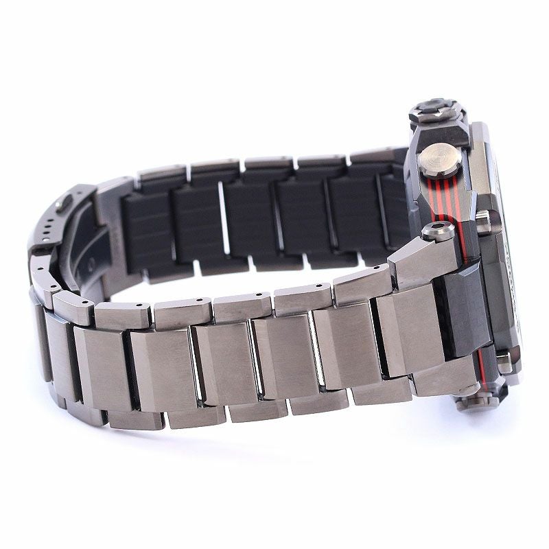 【中古】CASIO G-SHOCK MT-G MTG-B2000 SERIES カシオ Gショック MT-G MTG-B2000シリーズ カーボン軽量化モデル MTG-B2000YBD-1AJF