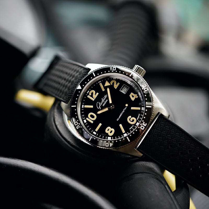 GLASHUTTE ORIGINAL SeaQ グラスヒュッテ・オリジナル シーキュー 1-39-11-06-80-33