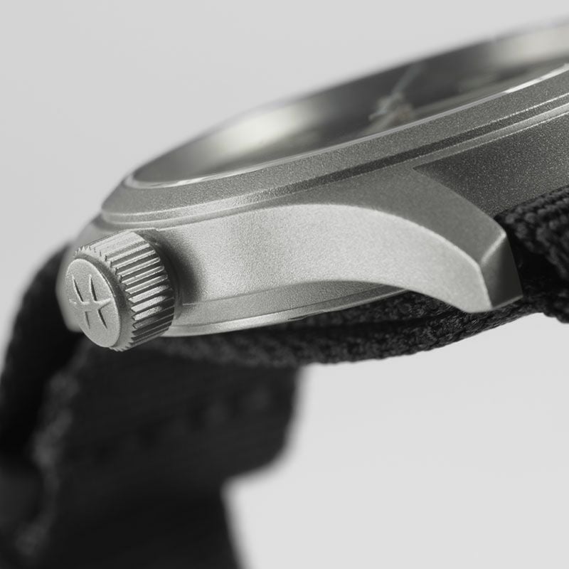HAMILTON KHAKI FIELD QUARTZ 33mm ハミルトン カーキ フィールド クォーツ 33mm H69301430