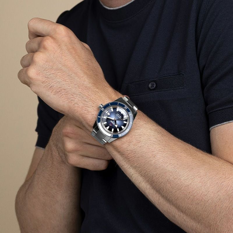 RADO Captain Cook Automatic ラドー キャプテン クック オートマティック R32105203