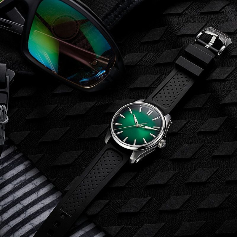 H.Moser & Cie. PIONEER CENTRE SECONDS COSMIC GREEN H.モーザー パイオニア・センターセコンド コズミックグリーン 3201-1201