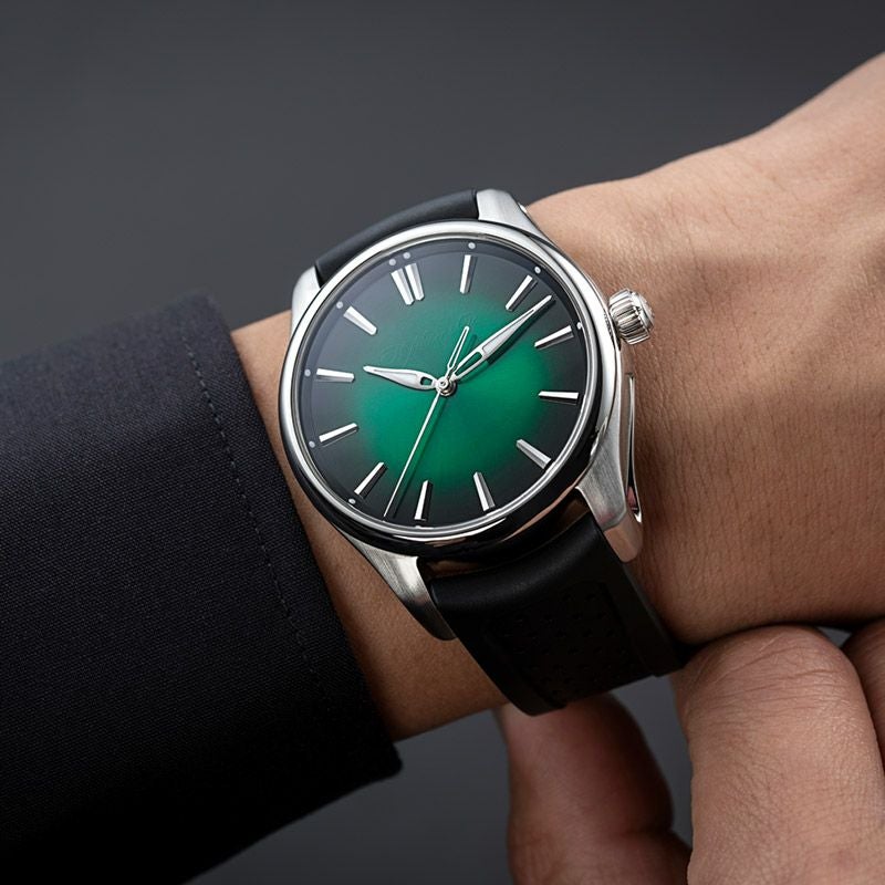 H.Moser & Cie. PIONEER CENTRE SECONDS COSMIC GREEN H.モーザー パイオニア・センターセコンド コズミックグリーン 3201-1201