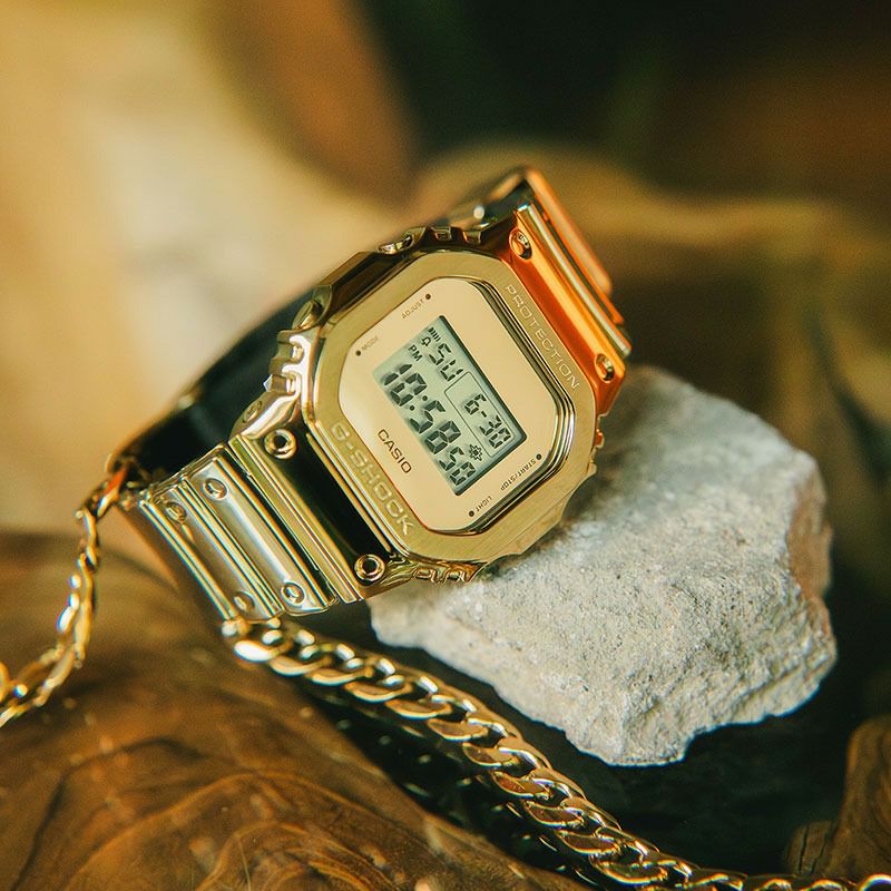 G-SHOCK DIGITAL 5600 Series ジーショック デジタル GM-5600YMG-9JF