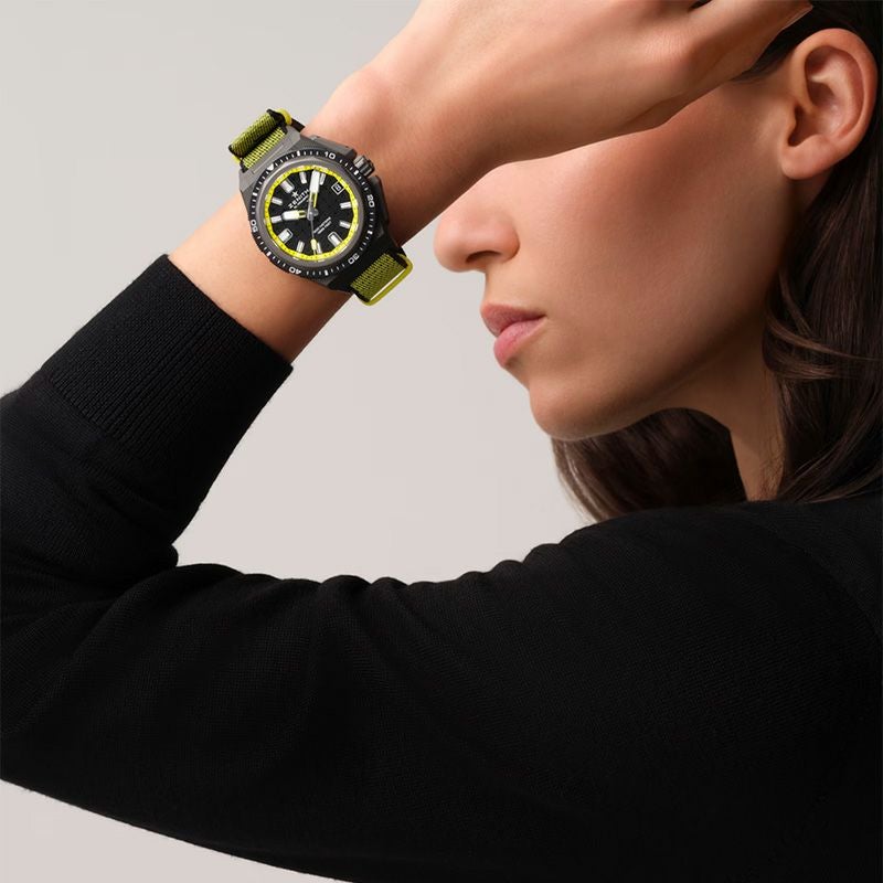 ZENITH DEFY EXTREME DIVER ゼニス デファイ エクストリーム ダイバー シャドウ 97.9600.3620/21.I300