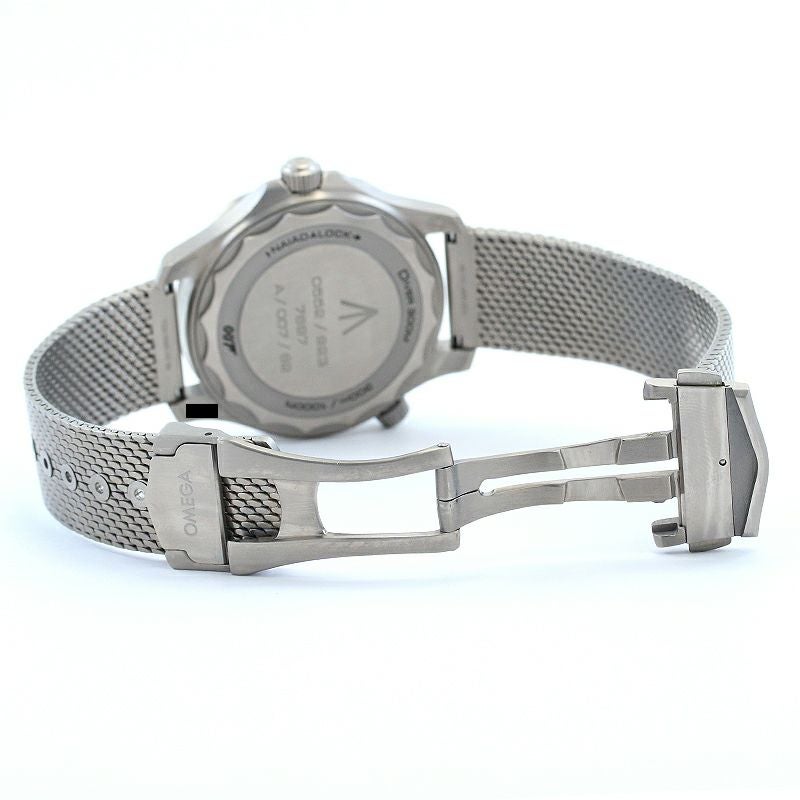【中古】OMEGA SEAMASTER DIVER 300M CO-AXIAL MASTER CHRONOMETER 42MM 007 EDITION オメガ シーマスター ダイバー300M コーアクシャル マスタークロノメーター 42MM 007エディション 210.90.42.20.01.001