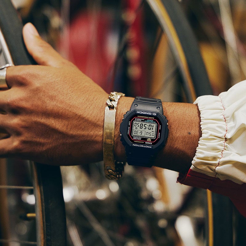 G-SHOCK DIGITAL 5600 Series ジーショック デジタル DW-5600RL-1JF
