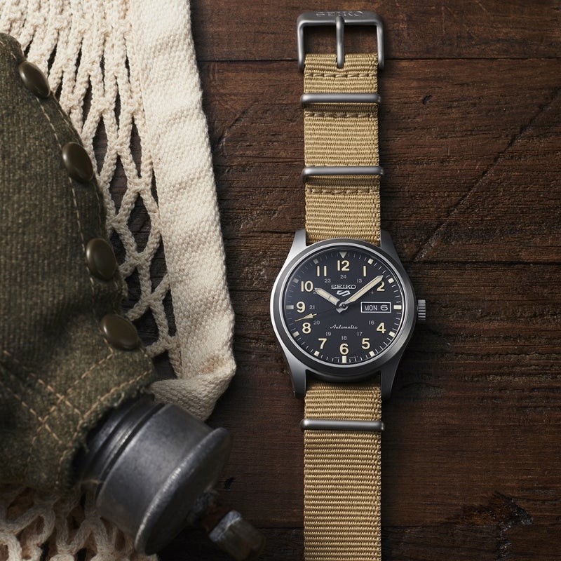 SEIKO 5 Sports Field series セイコー 5 スポーツ フィールド シリーズ SBSA117